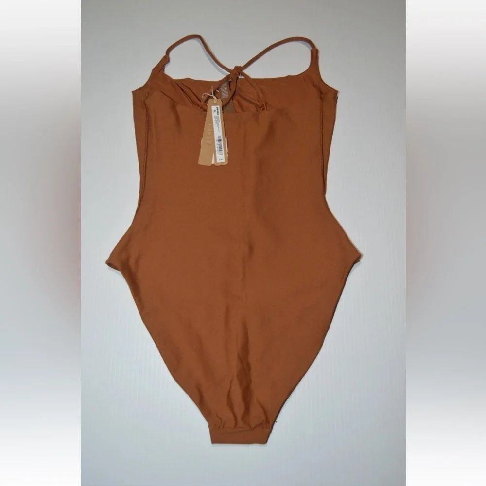SKIMS Sz Small Bronze Classic Swim Square Neck Scoop One Piece Swimsuit